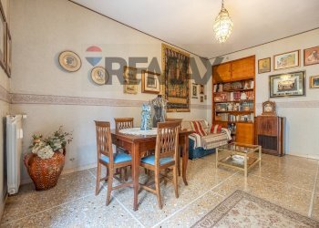 Sala da pranzo - Trilocale Viale San Giovanni Bosco, Roma - foto 5