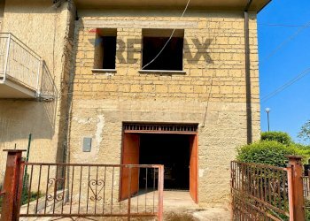 Casa all\'aperto - Casa indipendente Via Margherita 2, San Nicola Manfredi - foto 1