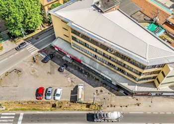 Edificio all\'aperto - Locale Commerciale Unità d'Italia
120, Olgiate Olona - foto 4