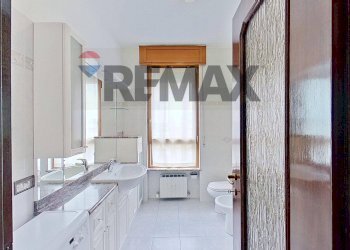 Bagno - Three-room apartment VIA FERRINI
 
50, Busto Arsizio - photo 19