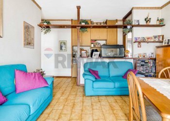 Sala da pranzo - Trilocale via marche
 
11, Cassano Magnago - foto 1