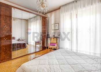 Camera / camera da letto - Trilocale via marche
 
11, Cassano Magnago - foto 9