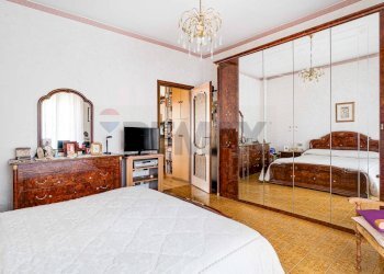 Camera / camera da letto - Trilocale via marche
 
11, Cassano Magnago - foto 11