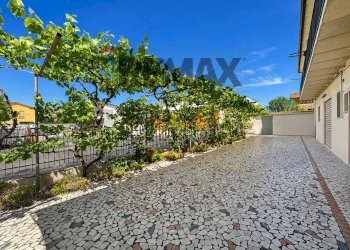 Terrazza - Semi-detached house Via Amerigo Vespucci
 
30, Albignasego - photo 20
