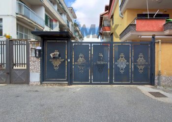 Edificio all\'aperto - Trilocale Via Ritiro del Carmine
68, Mugnano di Napoli - foto 21