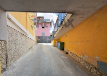 Edificio all\'aperto - Trilocale Via Ritiro del Carmine
68, Mugnano di Napoli - foto 22
