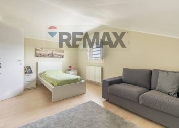 Camera / camera da letto - Villa via Dante
 
53, Cambiago - foto 44