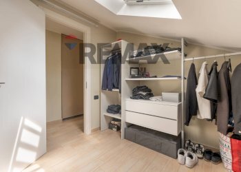 Cabina armadio - Villa via Dante
 
53, Cambiago - foto 57