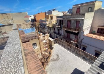 Edificio all\'aperto - Independent house via Giacomo Matteotti
 
204, Terrasini - photo 18