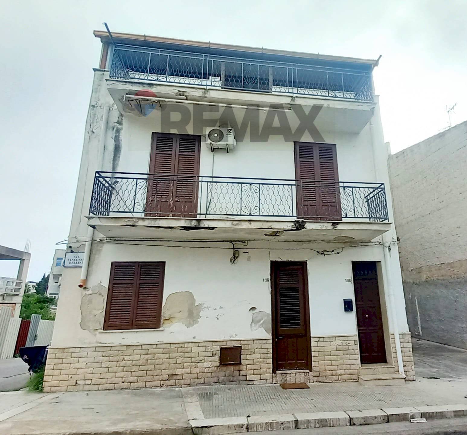 Edificio all\'aperto - Independent house via Vincenzo Bellini
 
196, Terrasini - photo 1