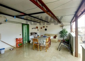 Sala da pranzo - Independent house via Vincenzo Bellini
 
196, Terrasini - photo 19