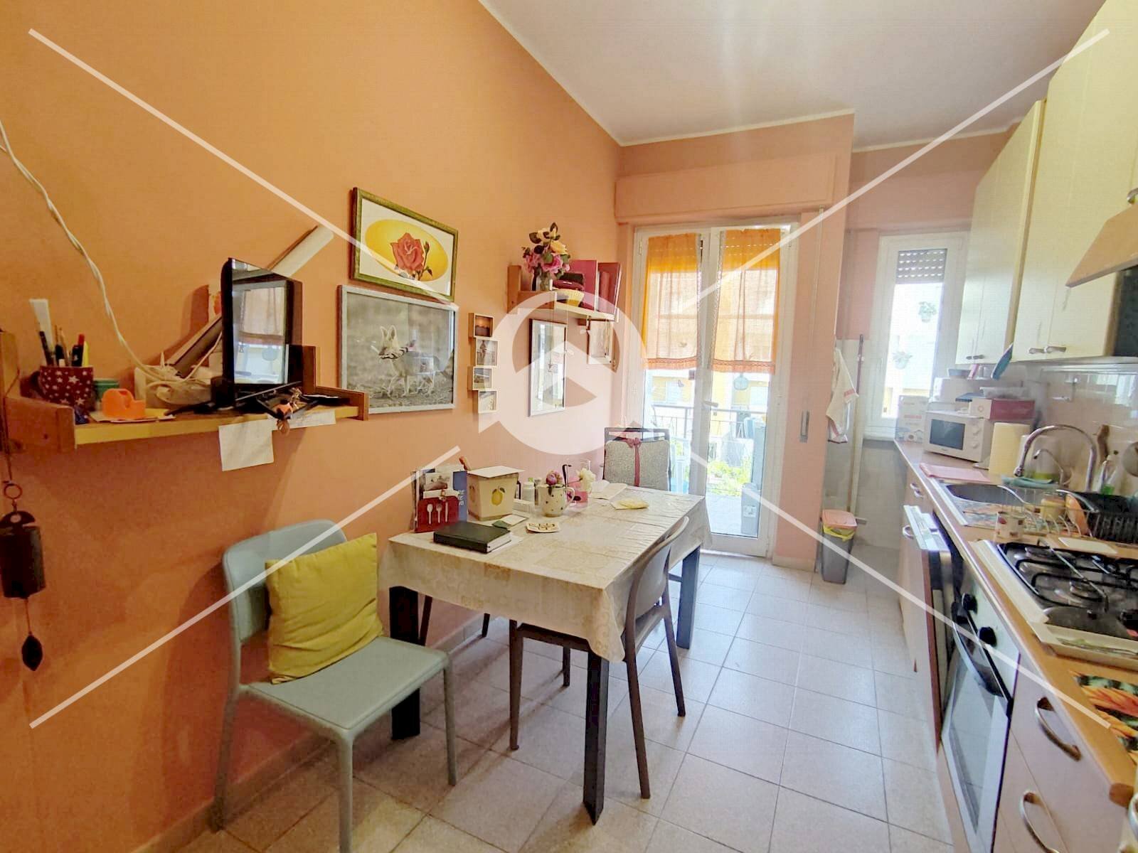 Foto 2 - Three-room apartment Via Michelangelo
30, Borghetto Santo Spirito - photo 2