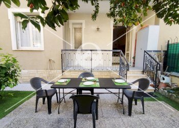 Foto 1 - Bilocale Via Tevere
 
11, Borghetto Santo Spirito - foto 1