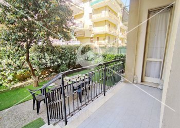 Foto 12 - Bilocale Via Tevere
 
11, Borghetto Santo Spirito - foto 12