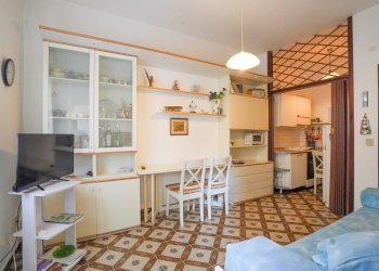 Foto 3 - Bilocale Via Tevere
 
11, Borghetto Santo Spirito - foto 3