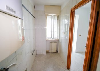 Foto 3 - Semi-detached house Via giacomo Leopardi
 
22, Leini - photo 3