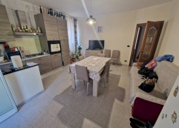 Foto 5 - Semi-detached house Via giacomo Leopardi
 
22, Leini - photo 5
