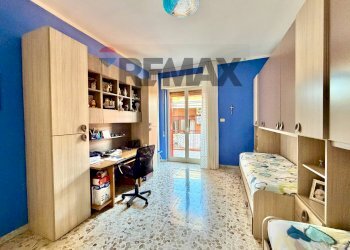 Camera / camera da letto - Three-room apartment VIALE DELLA REPUBBLICA
 
76, Calvizzano - photo 33