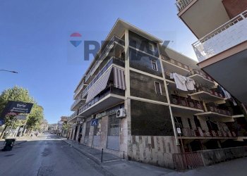 Edificio all\'aperto - Three-room apartment VIALE DELLA REPUBBLICA
 
76, Calvizzano - photo 52