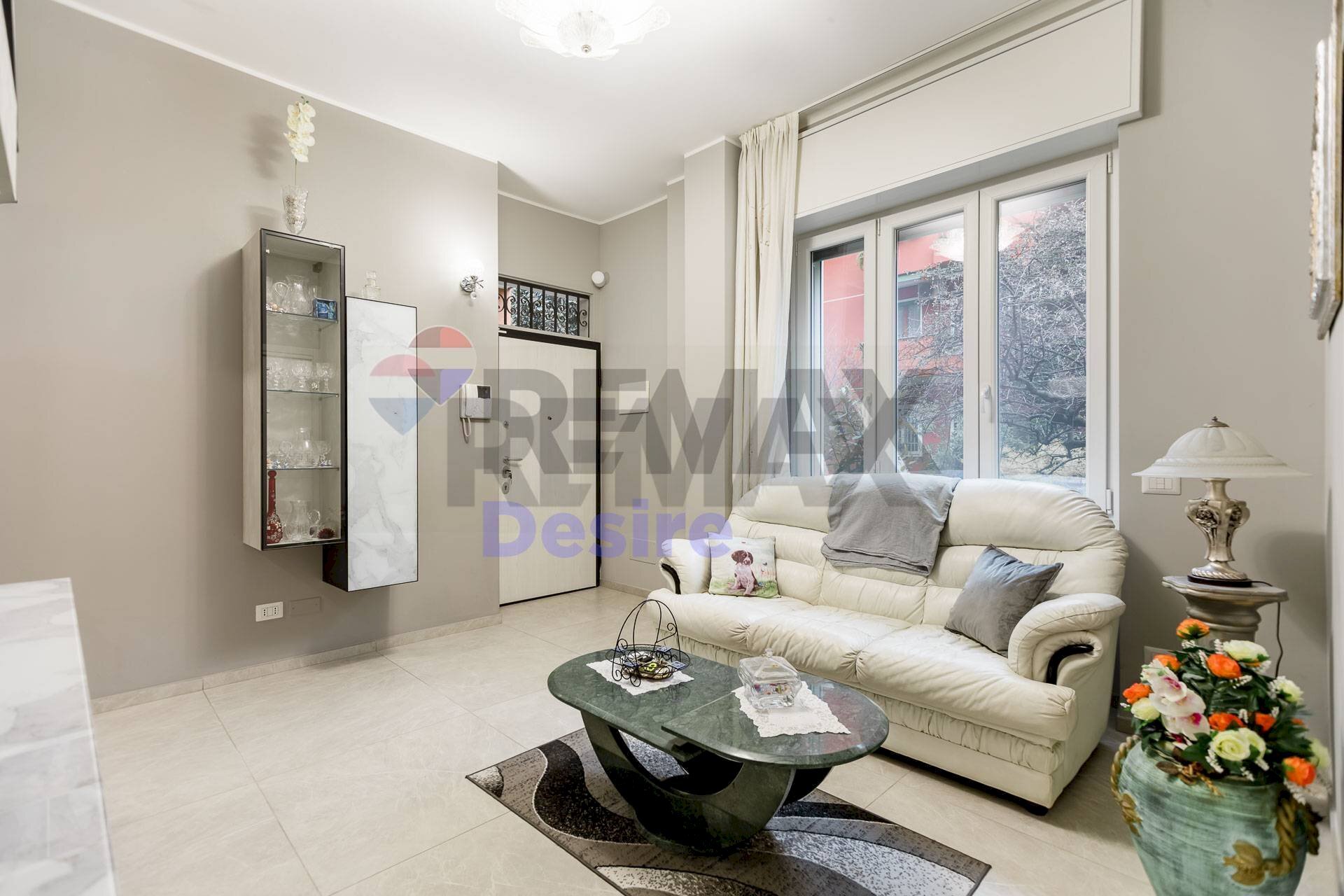 Soggiorno - Trilocale via privata golfo degli aranci
 
21, Milano - foto 1