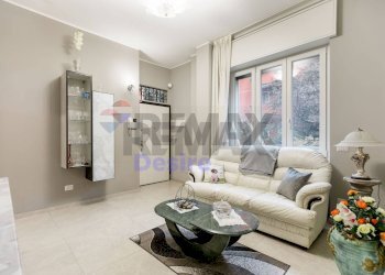 Soggiorno - Trilocale via privata golfo degli aranci
 
21, Milano - foto 1