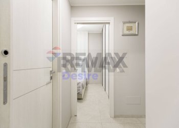 Hall / corridoio - Trilocale via privata golfo degli aranci
 
21, Milano - foto 8