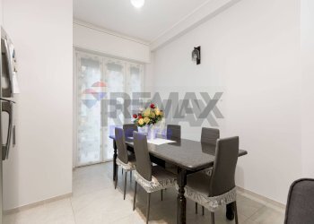 Sala da pranzo - Trilocale via privata golfo degli aranci
 
21, Milano - foto 18