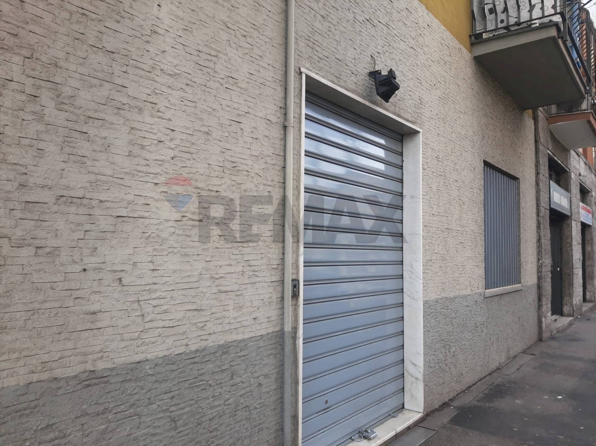 Edificio all\'aperto - Negozio Sesto San Giovanni - foto 1