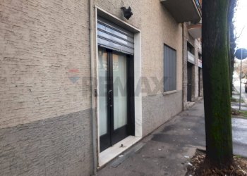 Edificio all\'aperto - Negozio Sesto San Giovanni - foto 8