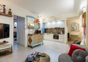 Soggiorno - Bilocale Via Pier Francesco Mola
 
22, Milano - foto 2