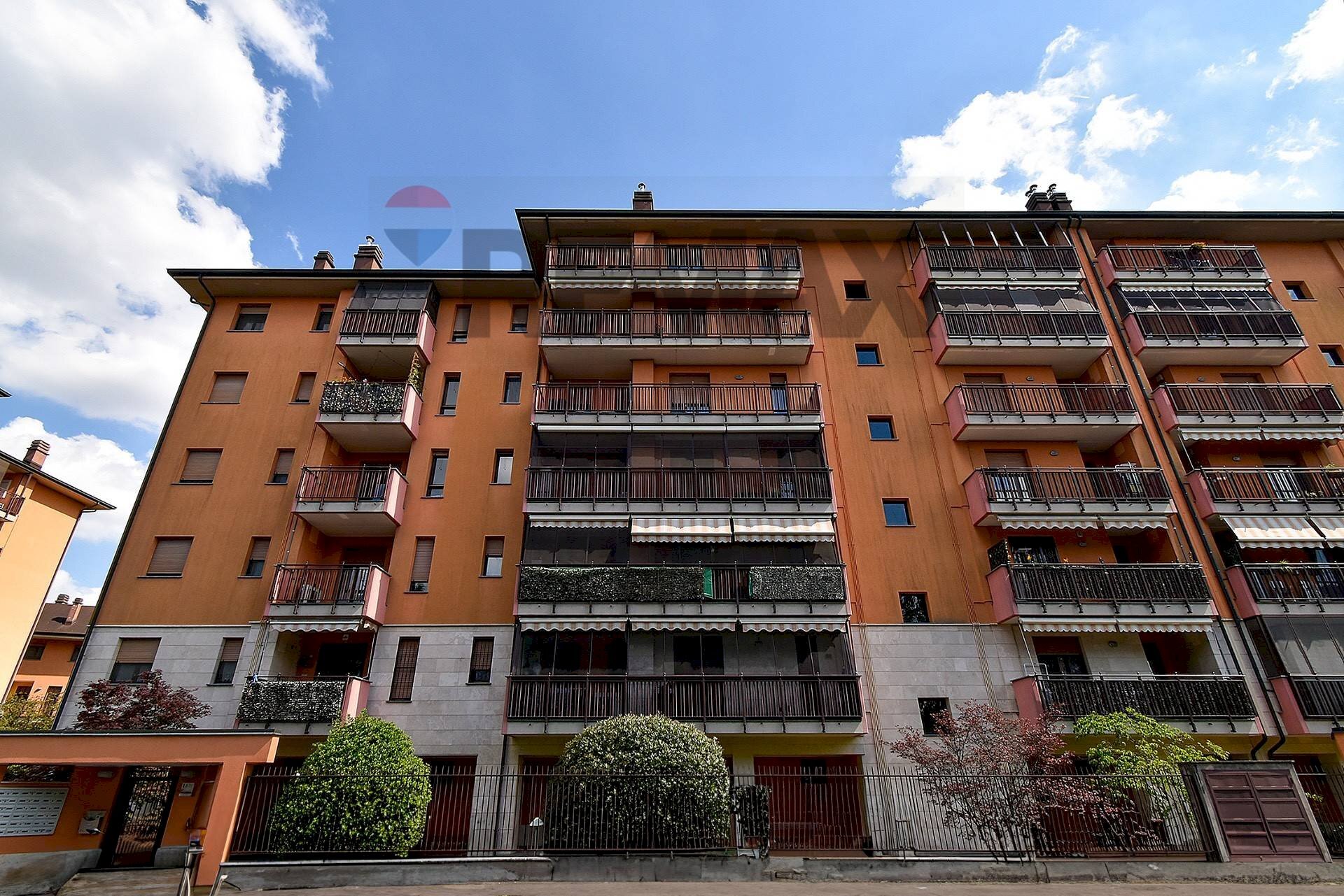 Edificio all\'aperto - Trilocale VIA BAMBINI DI BESLAN
 
14, San Giuliano Milanese - foto 1