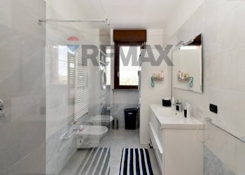 Bagno - Trilocale VIA BAMBINI DI BESLAN
 
14, San Giuliano Milanese - foto 28