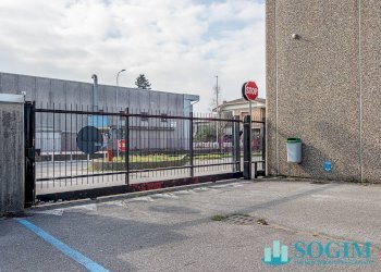 Foto 8 - Commercial Premises Via Marconi
 
39, Arosio - photo 8