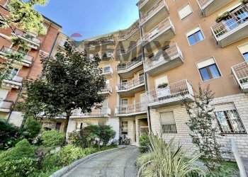 Edificio all\'aperto - Three-room apartment Via Degli Orti Romani
 
13, Cremona - photo 1