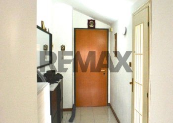 Hall / corridoio - Three-room apartment Via G. Verrotti
 
37, Montesilvano - photo 6