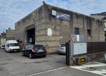 Foto 2 - Magazzino Dell'Aeronautica
12A, Curno - foto 2