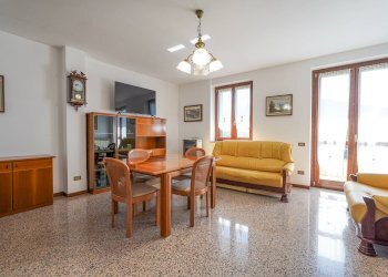 Foto 10 - Villa VIA GARIBALDI
 
16, Ambivere - photo 10