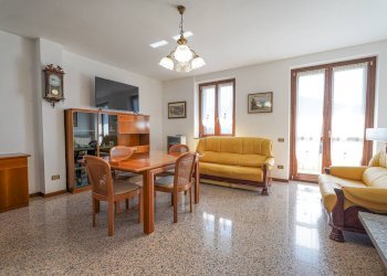 Foto 11 - Villa VIA GARIBALDI
 
16, Ambivere - photo 11