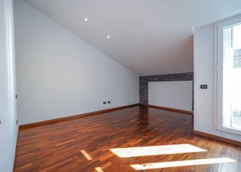 Foto 17 - Attic VIA ZIGNONI
 
1, Bergamo - photo 17