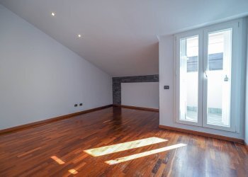 Foto 18 - Attic VIA ZIGNONI
 
1, Bergamo - photo 18
