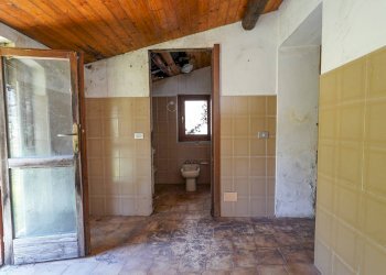 INTERNA - Rustico via Tezzola
 
4, Rota d'Imagna - foto 30