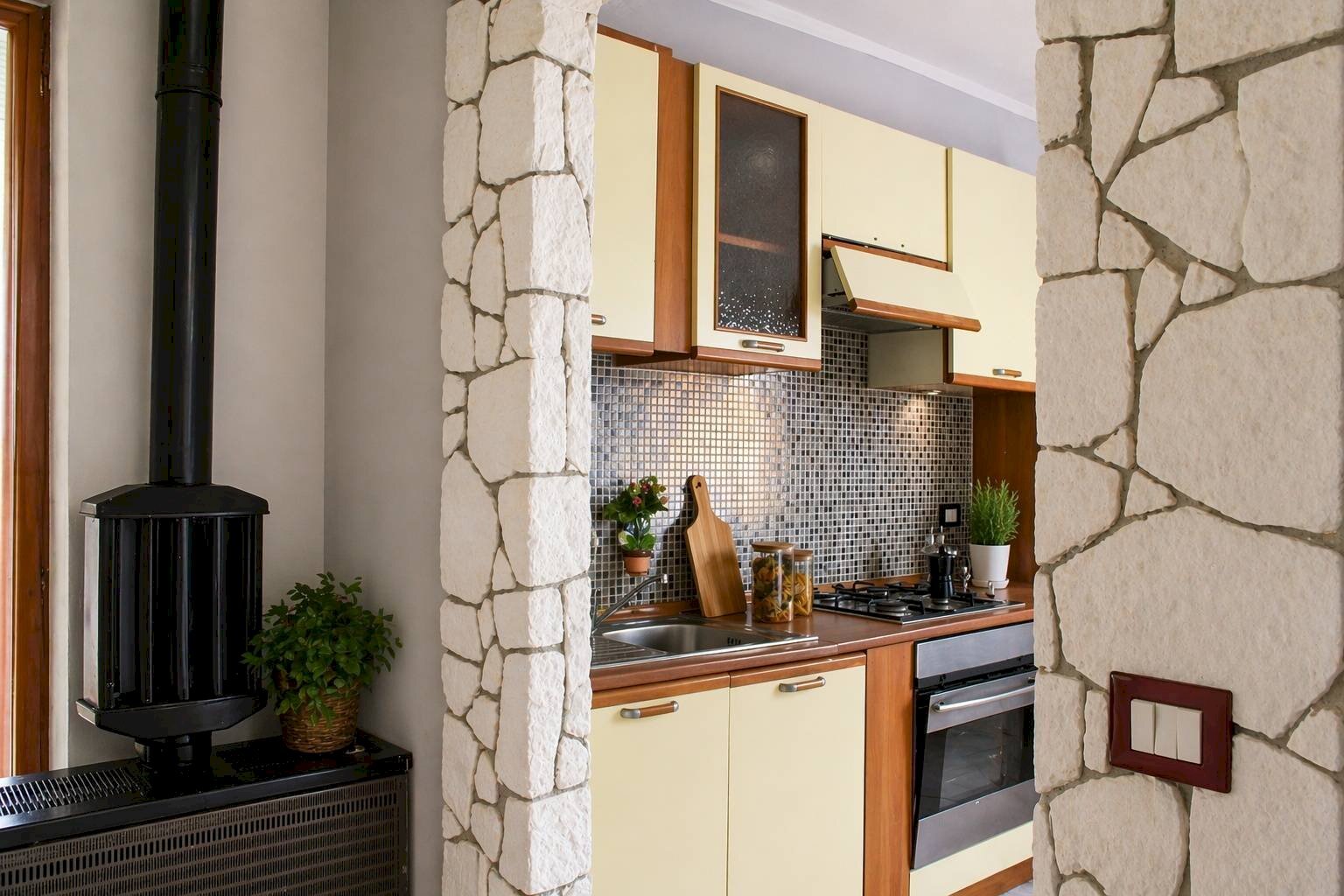 INTERNA - Three-room apartment via Carducci
 
3, Airuno - photo 1