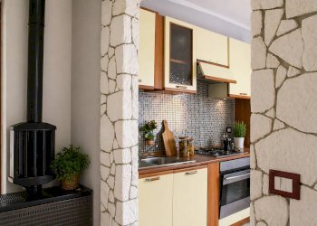 INTERNA - Three-room apartment via Carducci
 
3, Airuno - photo 1