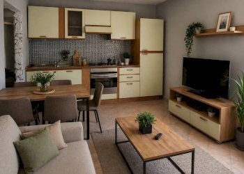 INTERNA - Three-room apartment via Carducci
 
3, Airuno - photo 2