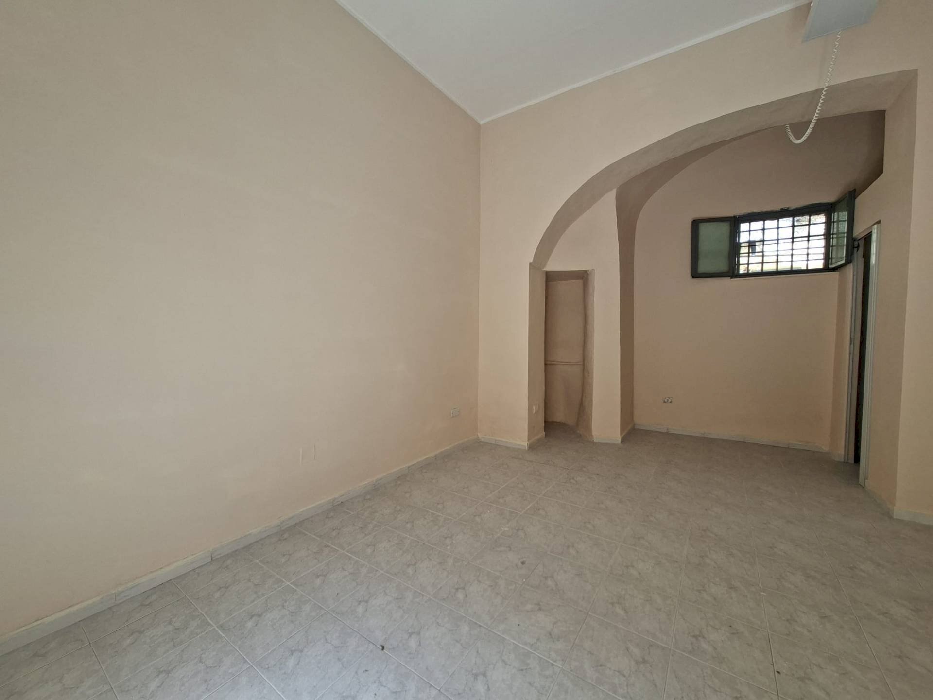 Foto 1 - Magazzino VIA LUIGI CASTIELLO
 
132, Casagiove - foto 1