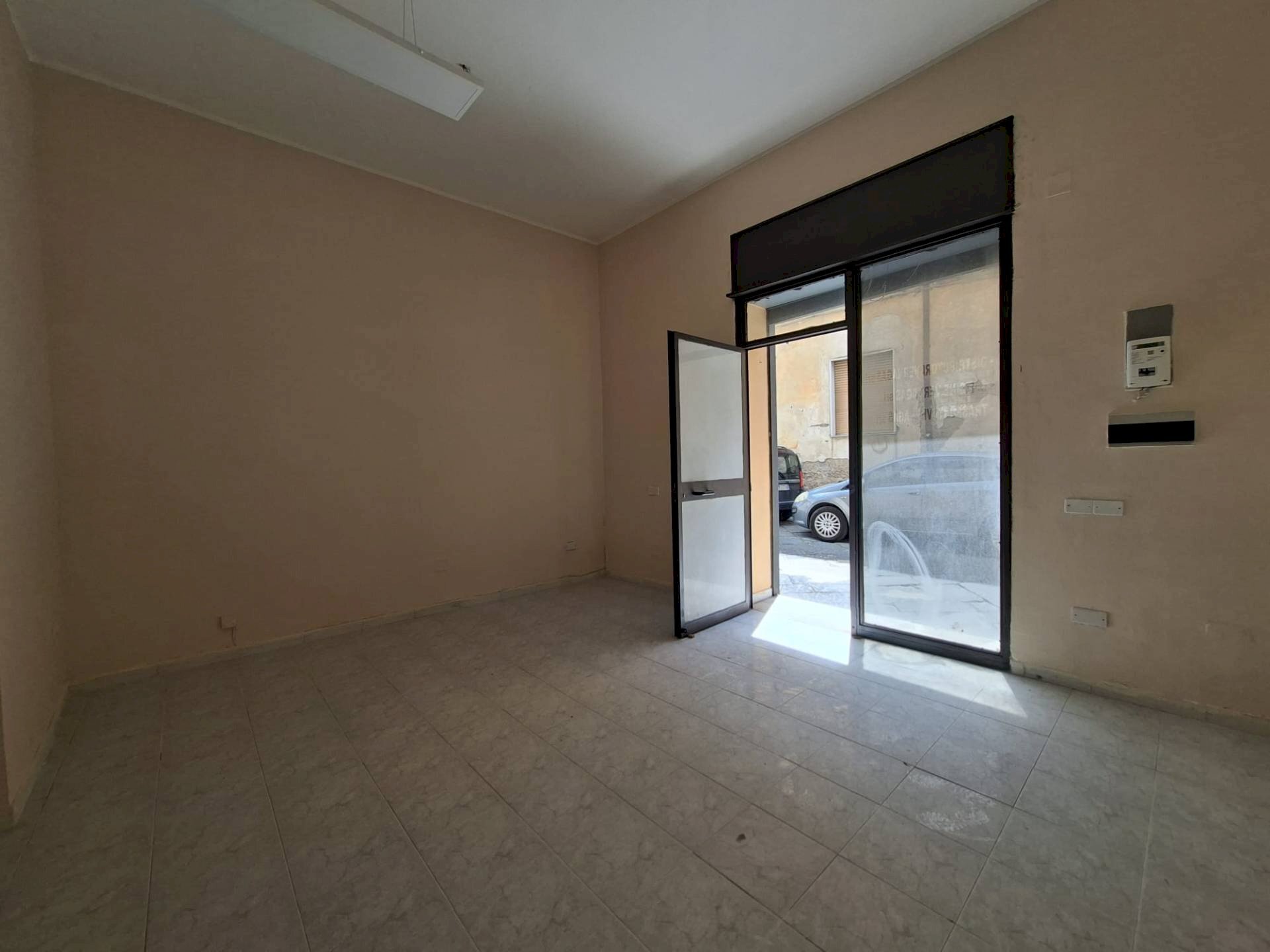 Foto 2 - Magazzino VIA LUIGI CASTIELLO
132, Casagiove - foto 2