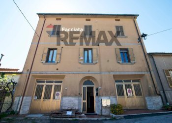 Edificio all\'aperto - Apartment VIA DELLA REPUBBLICA
 
48, Roccastrada - photo 4