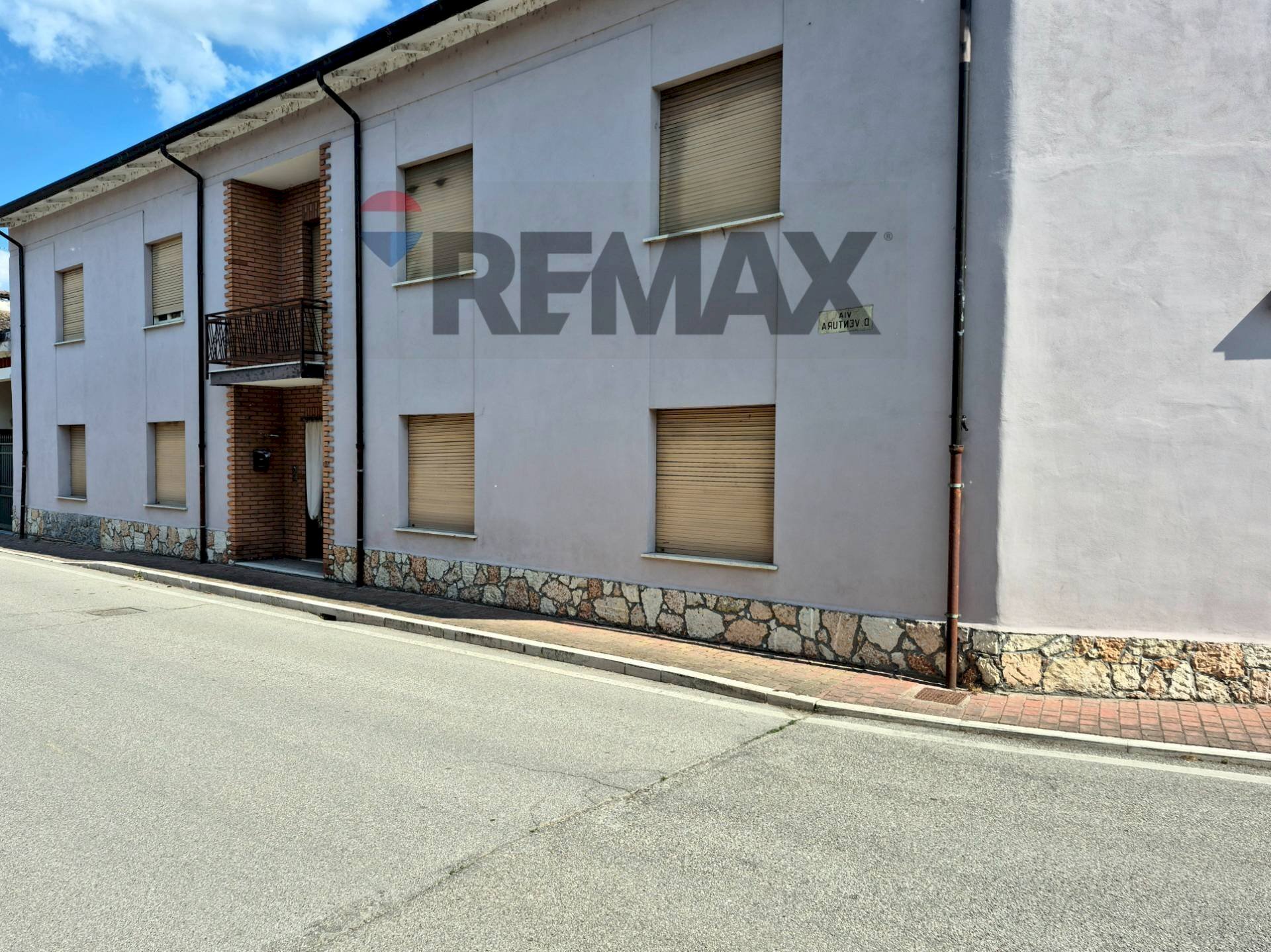 Edificio all\'aperto - Independent house Via Dario Ventura
 
10, Mariana Mantovana - photo 1