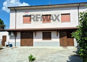 Casa all\'aperto - Independent house Via Dario Ventura
 
10, Mariana Mantovana - photo 2