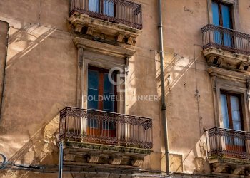 Foto 19 - Stable - Palace Via Roma
 
165 167 169, Caltagirone - photo 19